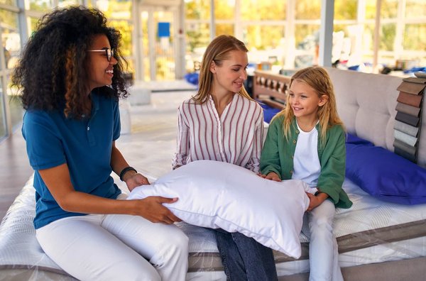 Prendre soin de votre dos avec des coussins : Un guide complet